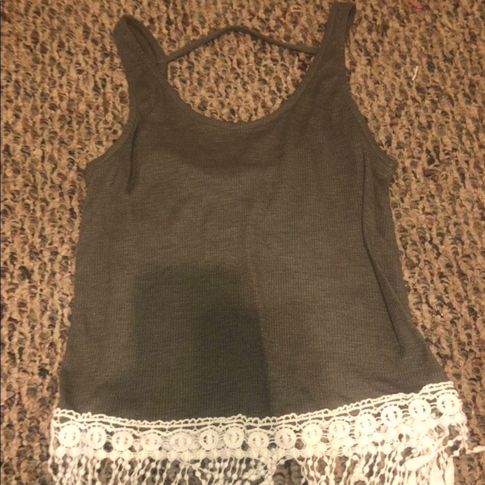 Rue 21 tank